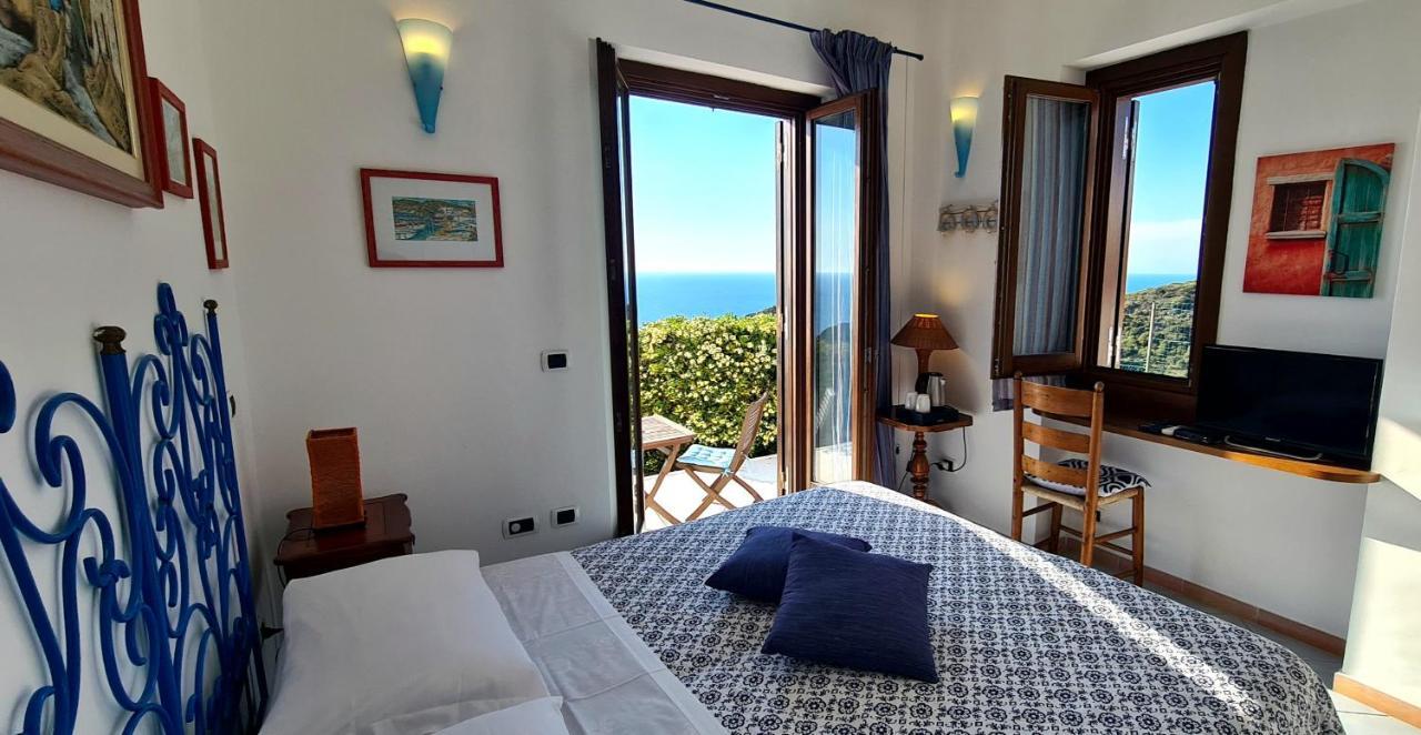 Guest House Villa Il Gabbiano Ponza Kültér fotó
