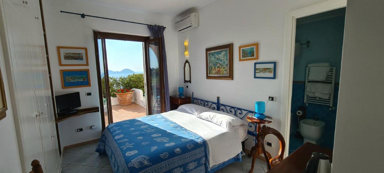 Guest House Villa Il Gabbiano Ponza Kültér fotó