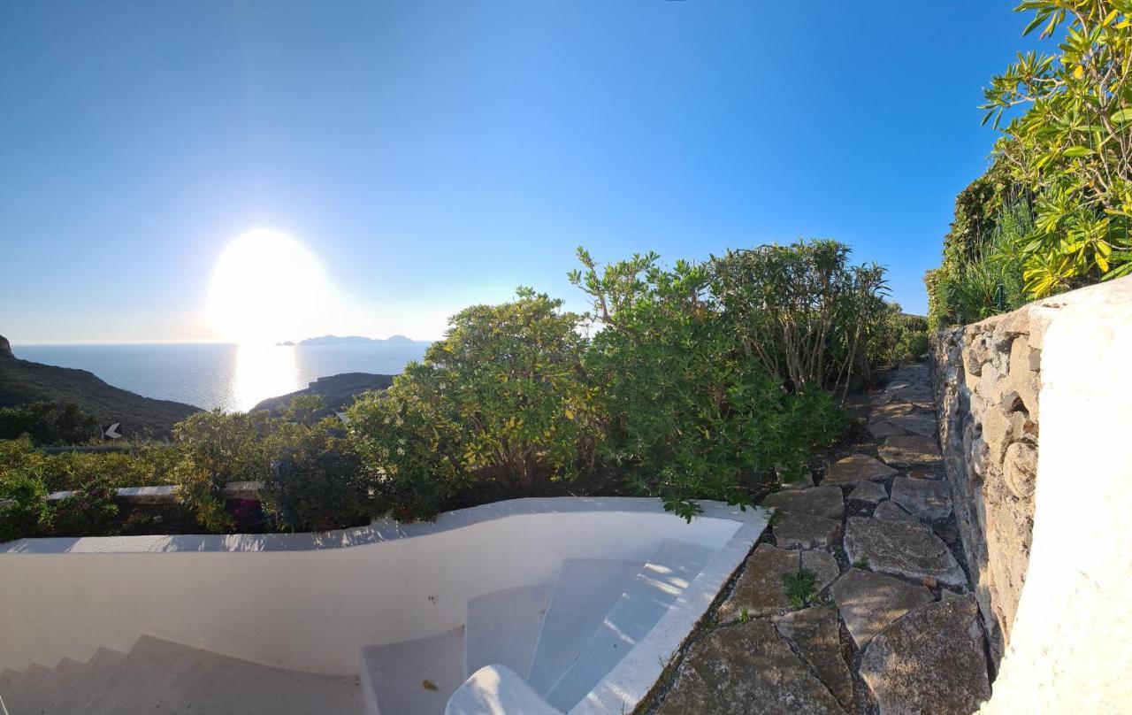 Guest House Villa Il Gabbiano Ponza Kültér fotó