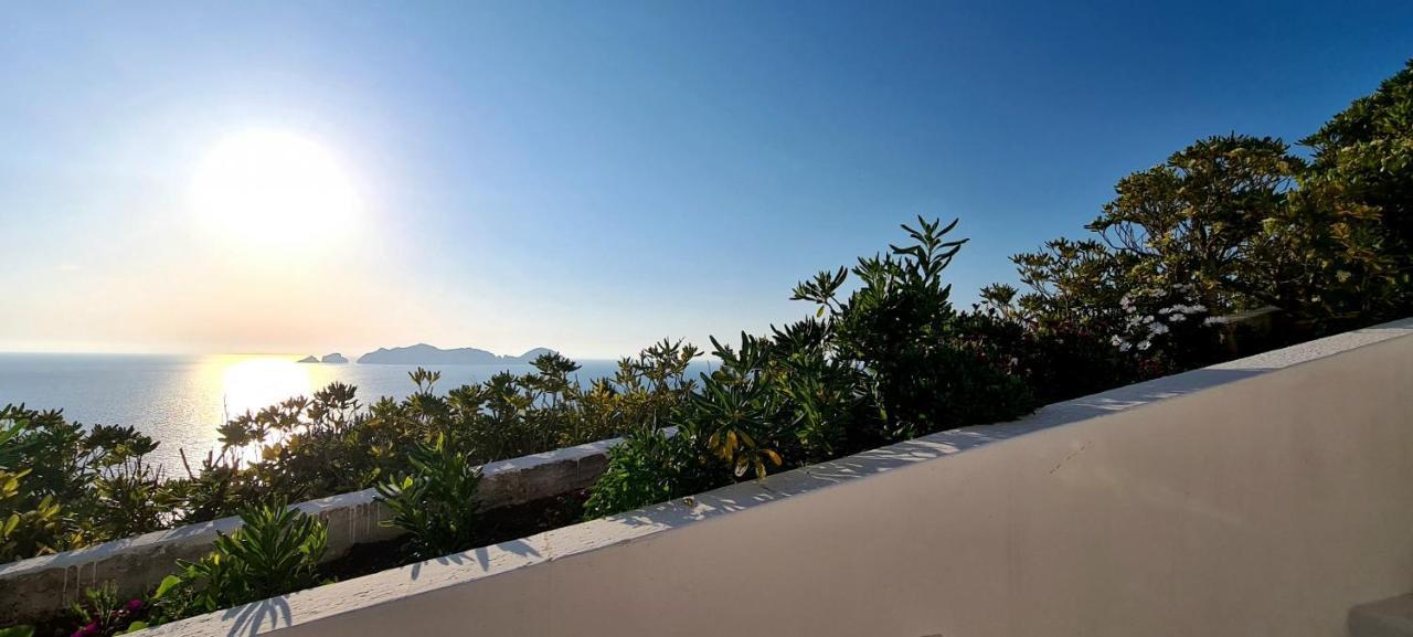 Guest House Villa Il Gabbiano Ponza Kültér fotó