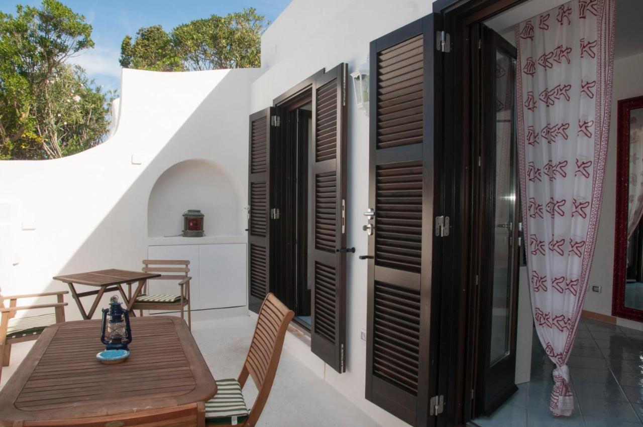Guest House Villa Il Gabbiano Ponza Kültér fotó