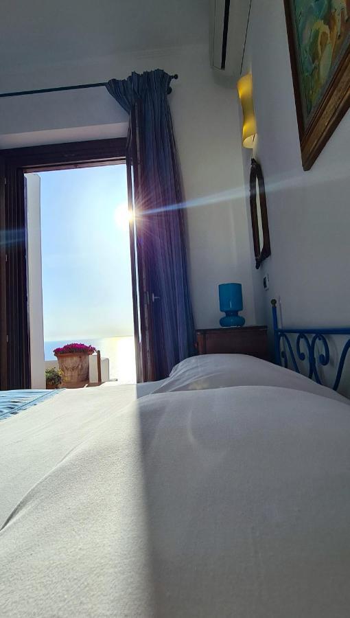 Guest House Villa Il Gabbiano Ponza Kültér fotó