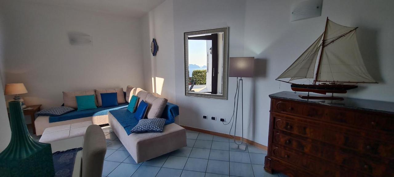 Guest House Villa Il Gabbiano Ponza Kültér fotó