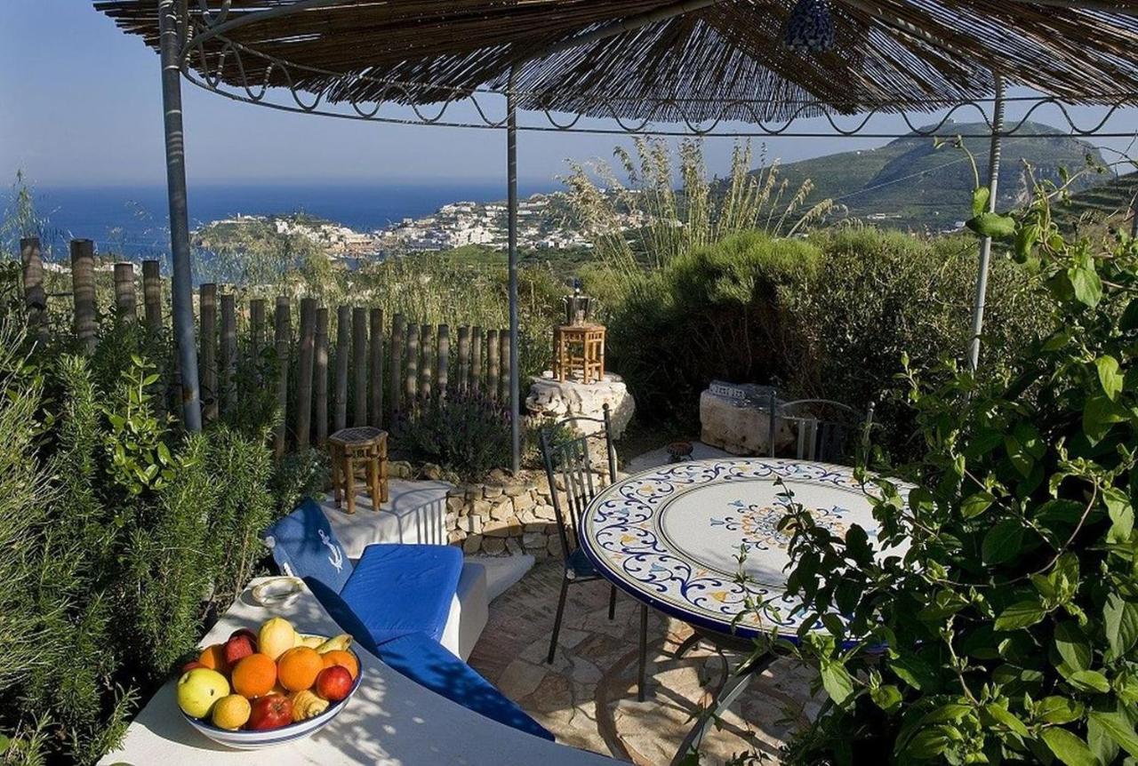 Guest House Villa Il Gabbiano Ponza Kültér fotó