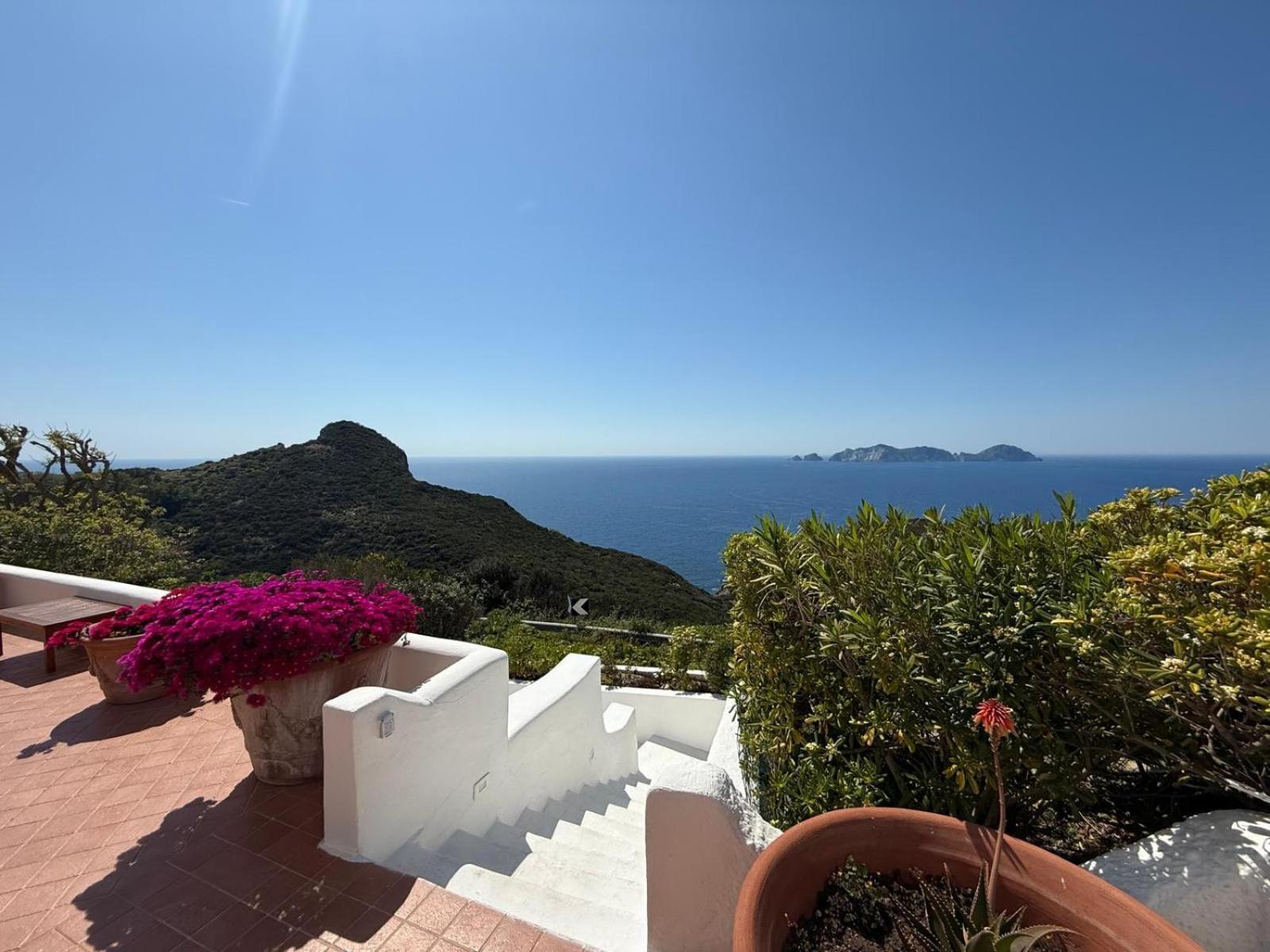 Guest House Villa Il Gabbiano Ponza Kültér fotó